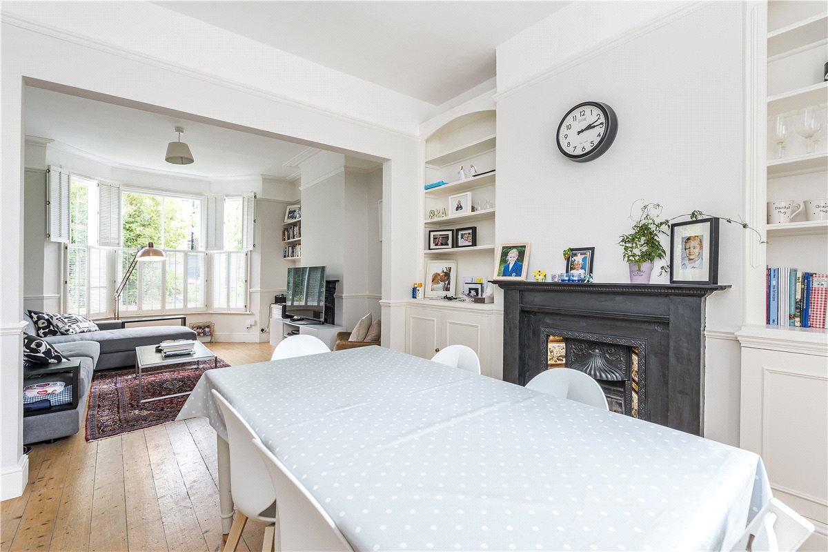 3 bedroom house, Nottingham Road, London SW17