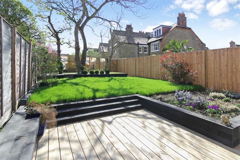 5 bedroom house, Magdalen Road, London SW18