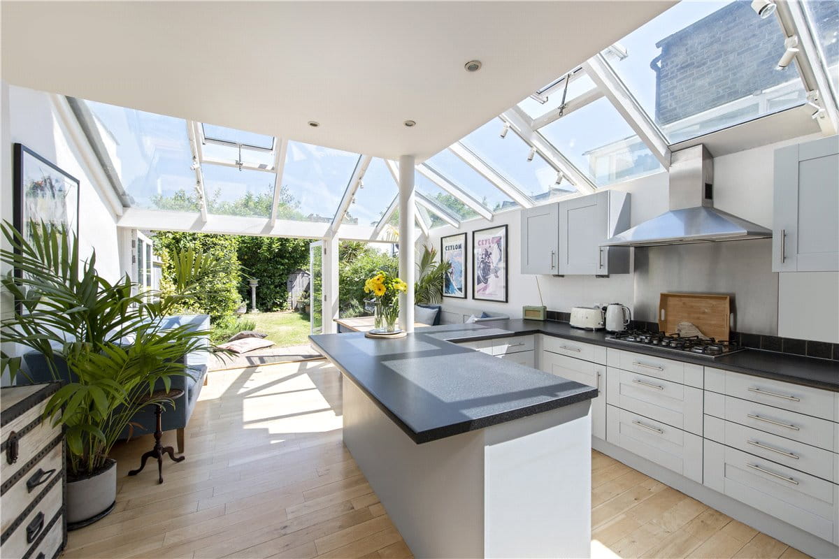 3 bedroom house, Wiseton Road, London SW17