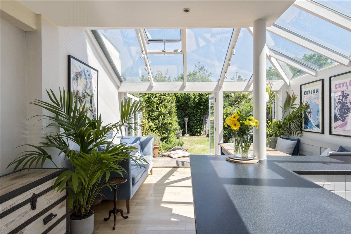 3 bedroom house, Wiseton Road, London SW17