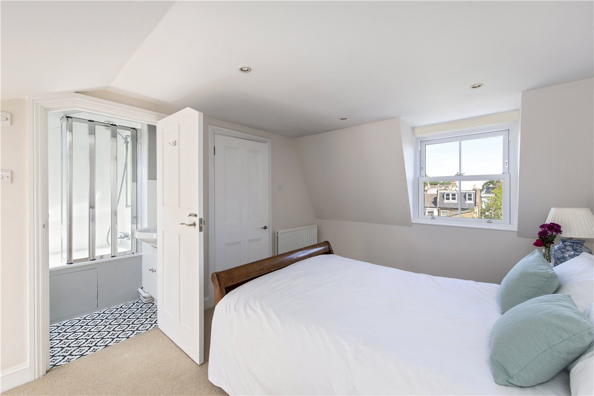 3 bedroom house, Wiseton Road, London SW17