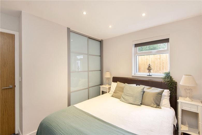 1 bedroom flat, Dalebury Road, London SW17