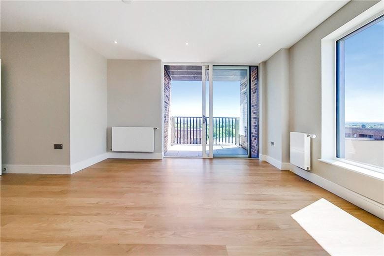 1 bedroom flat, Greyhound Parade, Wimbledon Grounds, London SW17