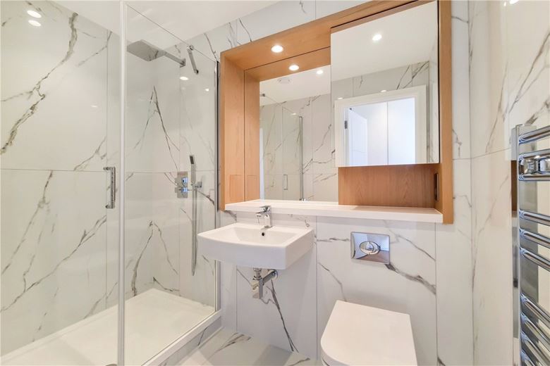 2 bedroom flat, Greyhound Parade, Wimbledon Grounds, London SW17 - Available