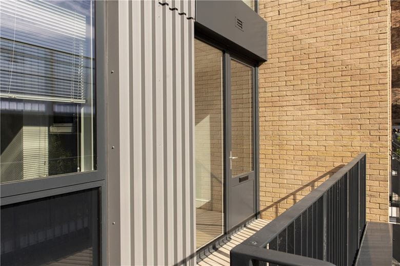 3 bedroom maisonette, Greyhound Parade, Wimbledon Grounds, London SW17 - Available