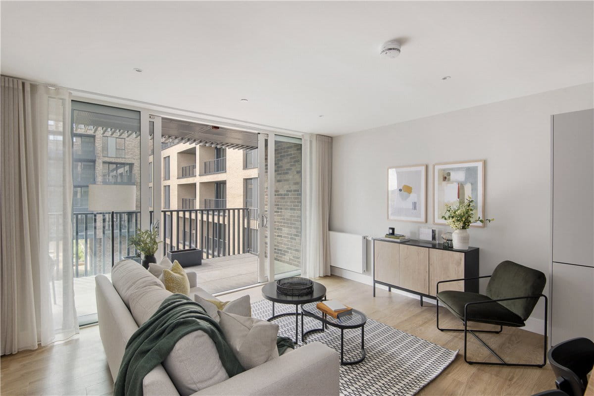 3 bedroom flat, Greyhound Parade, Wimbledon Grounds, London SW17 - Available