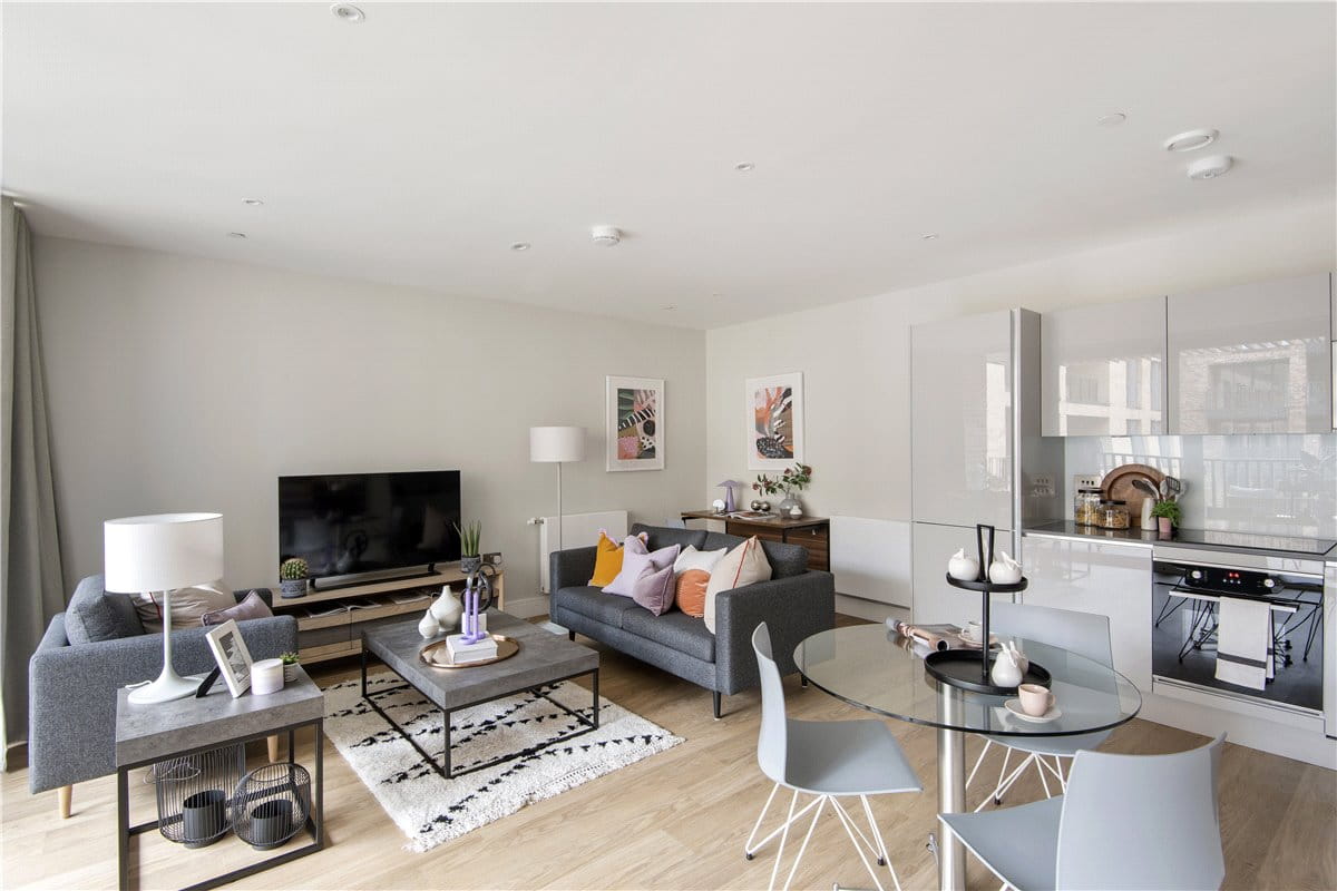 2 bedroom flat, Greyhound Parade, Wimbledon Grounds, London SW17 - Available