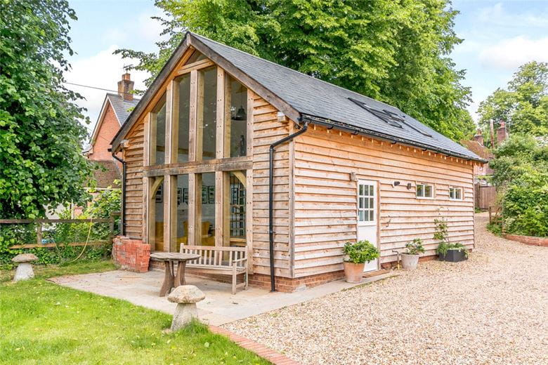 4 bedroom house, Wherwell, Andover SP11 - Available