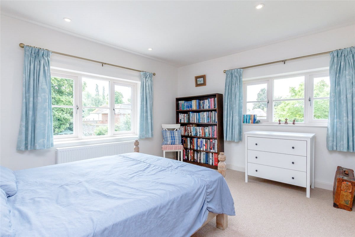 4 bedroom house, Wherwell, Andover SP11 - Available