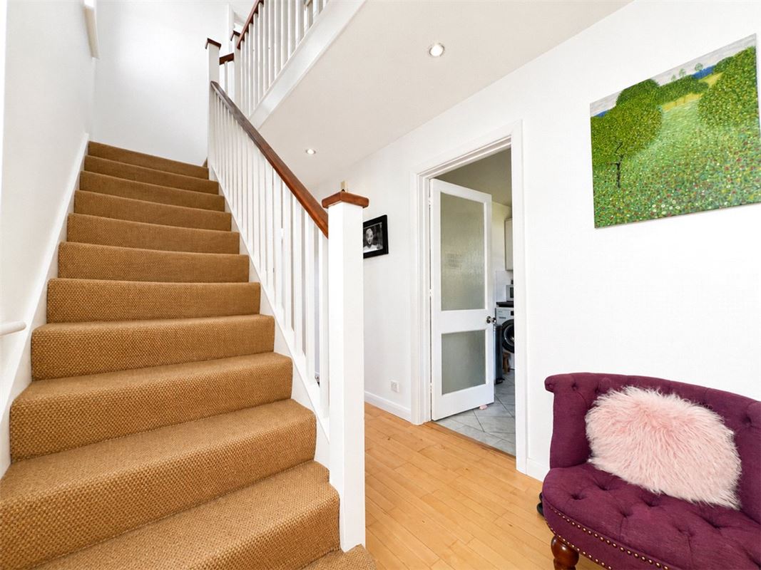 3 bedroom house, Edgar Road, Winchester SO23