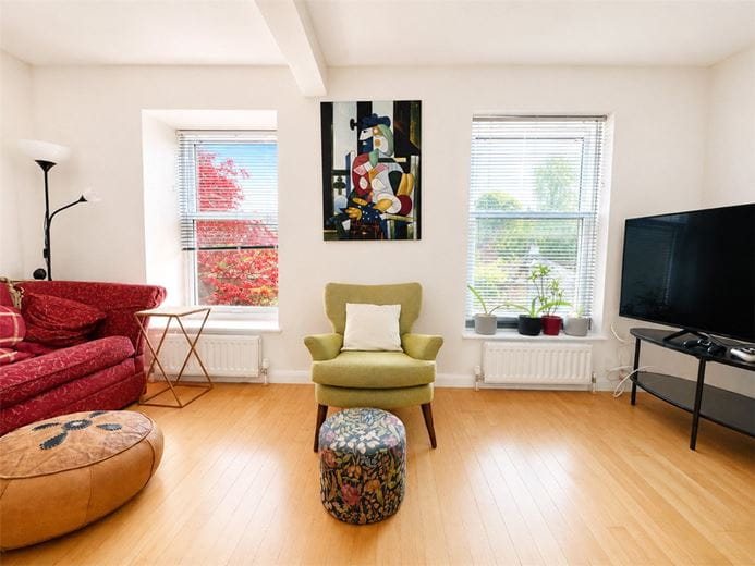3 bedroom house, Edgar Road, Winchester SO23