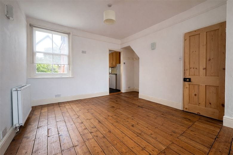 3 bedroom house, Owens Road, Winchester SO22 - Available