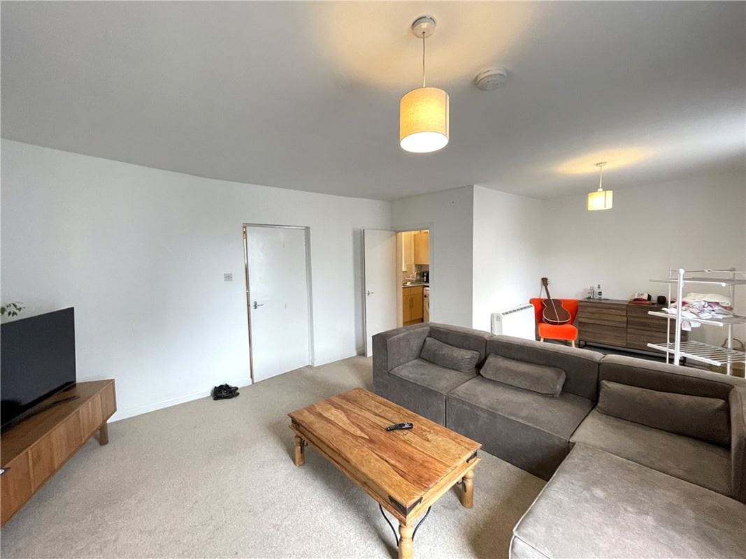 2 bedroom flat, Little Minster Street, Winchester SO23 - Let Agreed