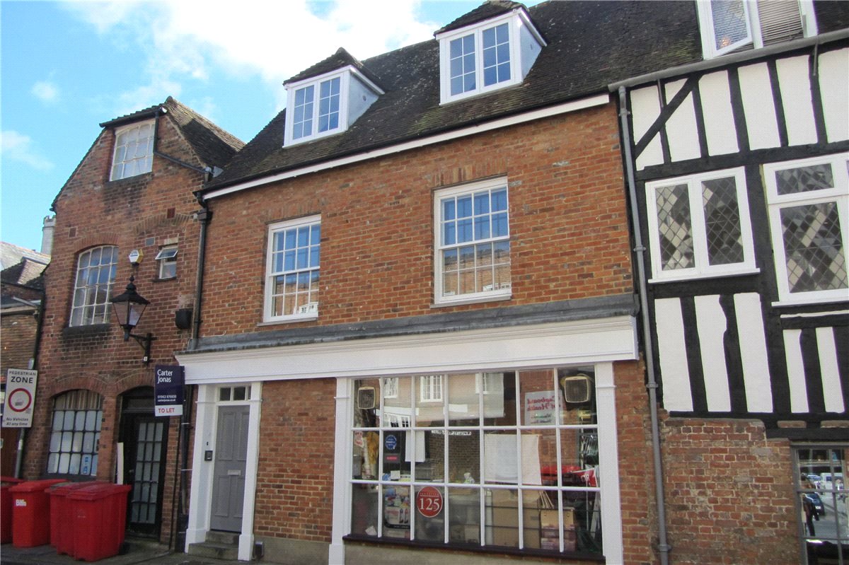 2 bedroom flat, Little Minster Street, Winchester SO23 - Let Agreed