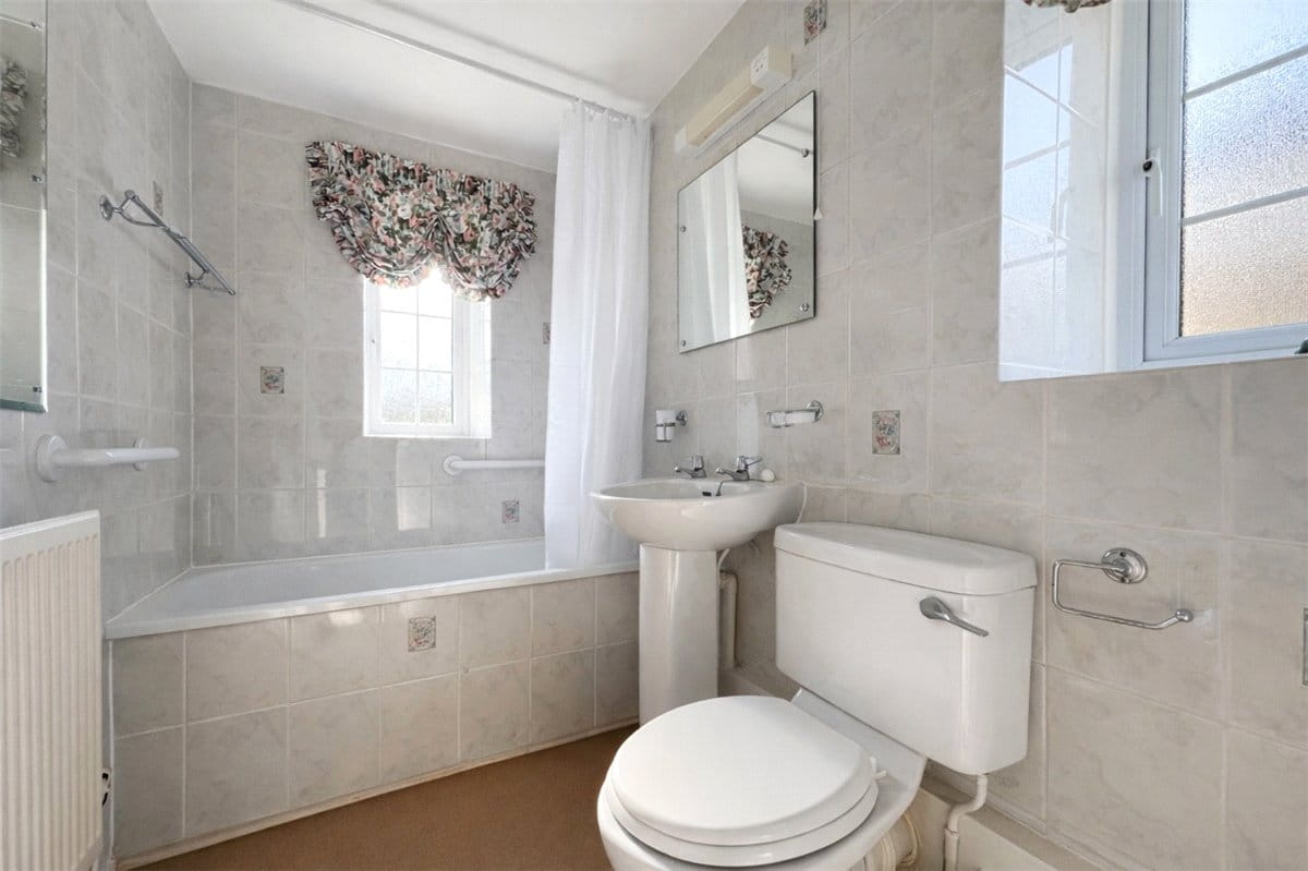 2 bedroom cottage, Winchester Street, Leckford SO20 - Let Agreed