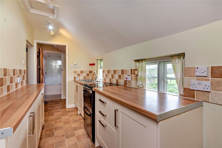 1 bedroom cottage, Longstock, Stockbridge SO20 - Let Agreed