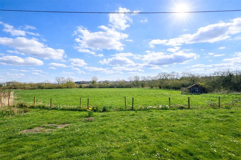 1 bedroom cottage, Longstock, Stockbridge SO20 - Let Agreed