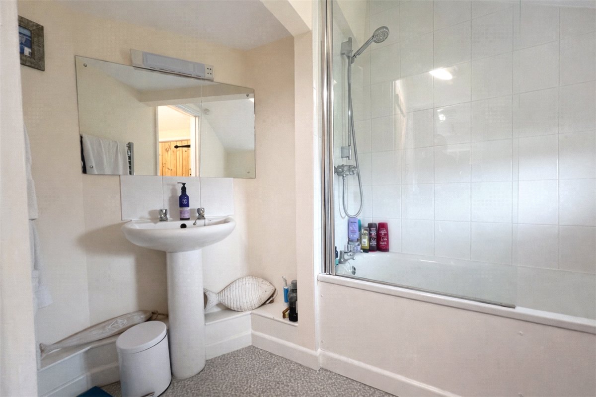 1 bedroom cottage, Longstock, Stockbridge SO20 - Let Agreed