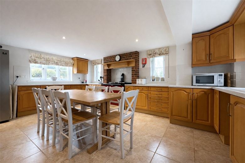 3 bedroom cottage, Leckford, Stockbridge SO20 - Let Agreed