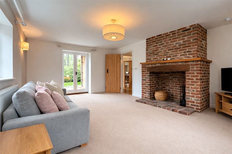 3 bedroom cottage, Leckford, Stockbridge SO20 - Let Agreed