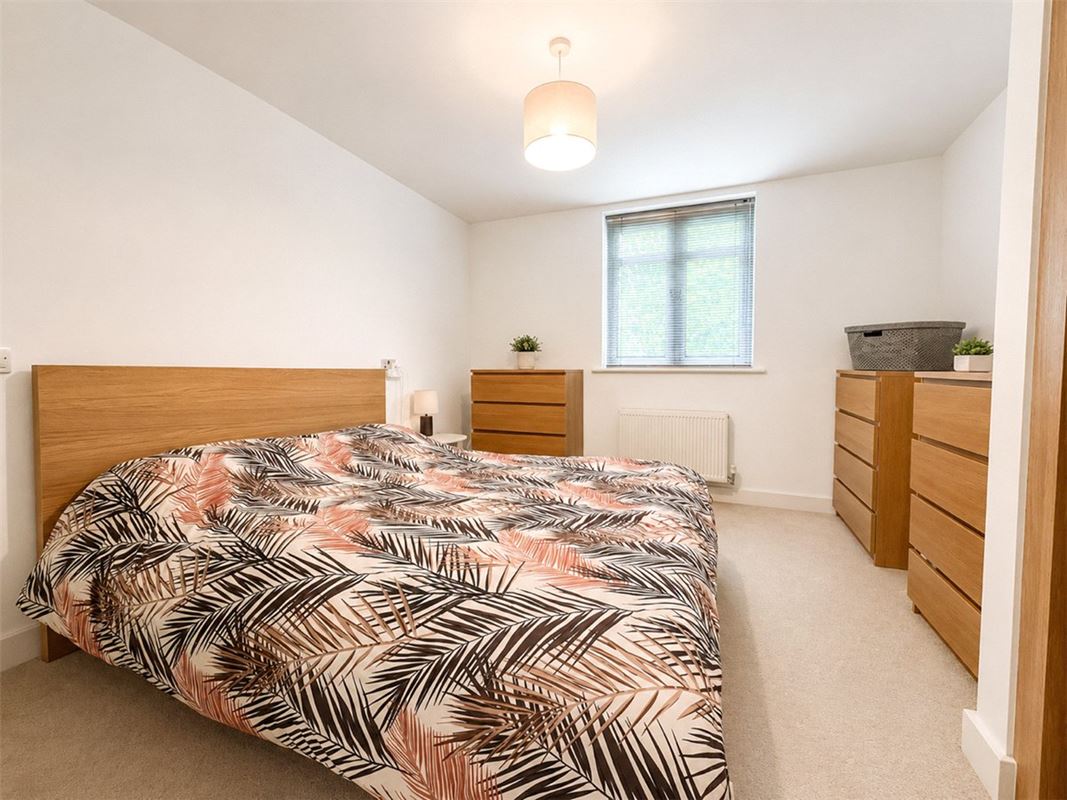 2 bedroom flat, Fraser Gardens, Winchester SO22