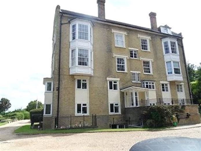 2 bedroom flat, Stanhope Drive, Cowes PO31 - Let Agreed