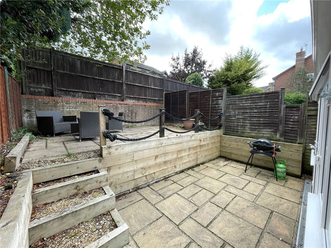 3 bedroom house, Wesley Road, Kings Worthy SO23