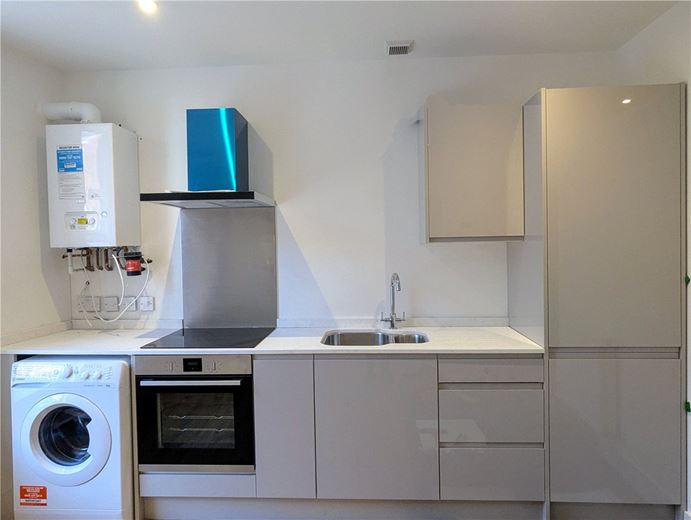 1 bedroom flat, Westgate Chambers, Staple Gardens SO23 - Available
