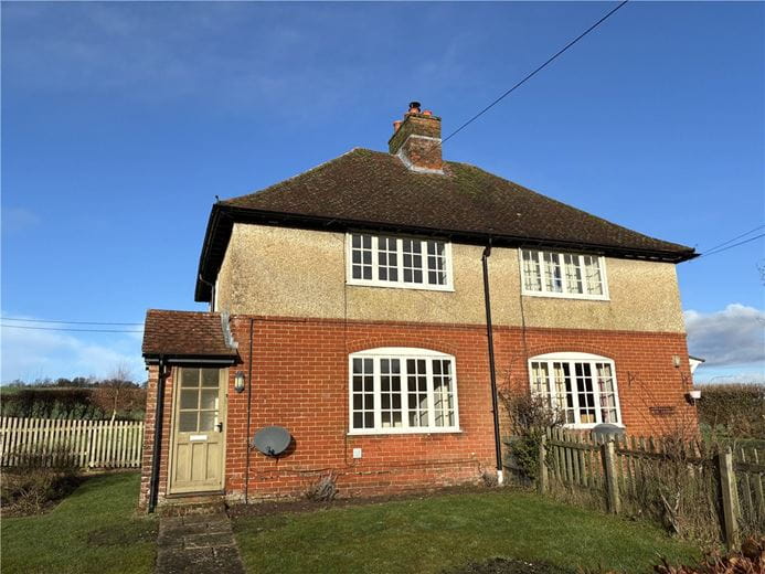 3 bedroom cottage, Tichborne, Alresford SO24 - Available