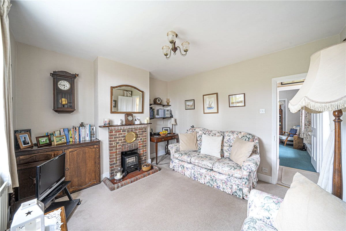 2 bedroom house, Ball Down Cottages, Northwood Park SO21 - Sold STC