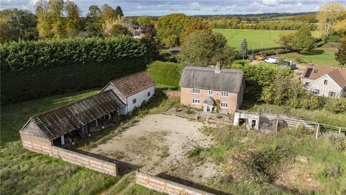 4 bedroom house, Charlton Down, Andover SP11 - Available