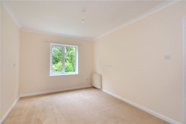 2 bedroom flat, Old Parsonage Court, Otterbourne SO21 - Sold