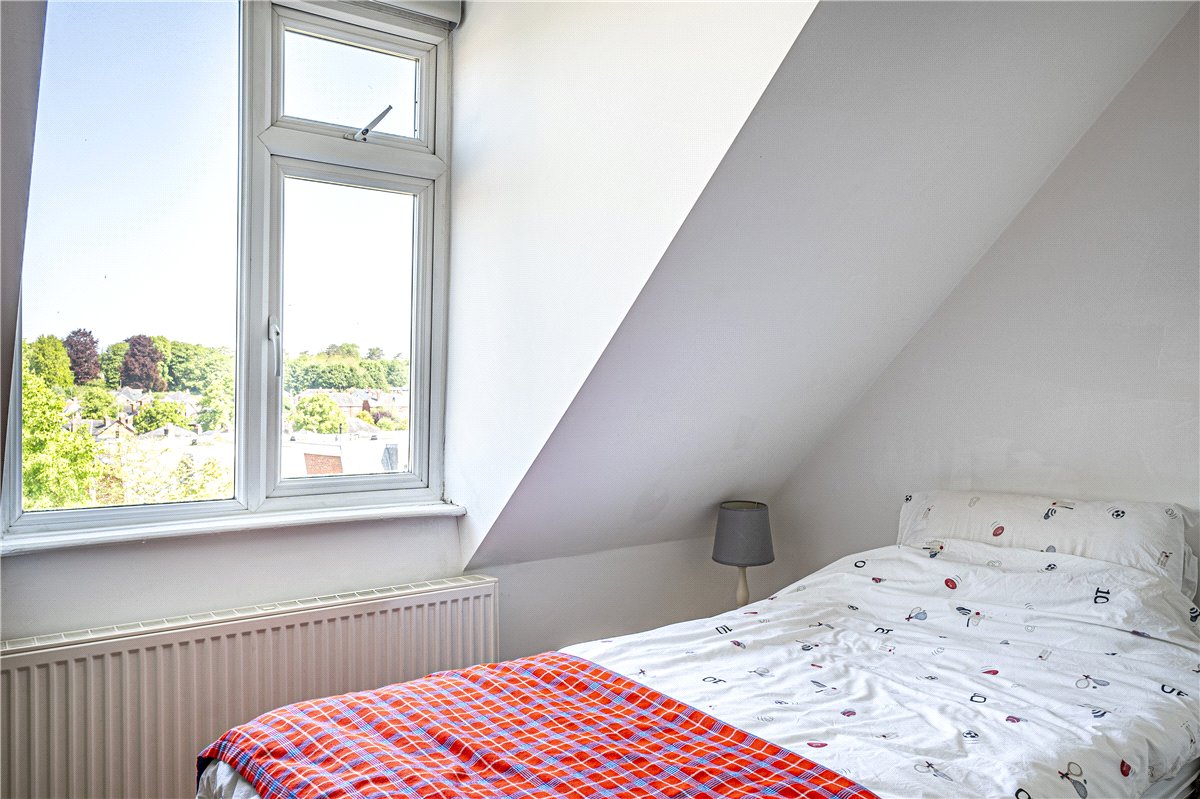 3 bedroom house, Elm Road, Winchester SO22 - Sold