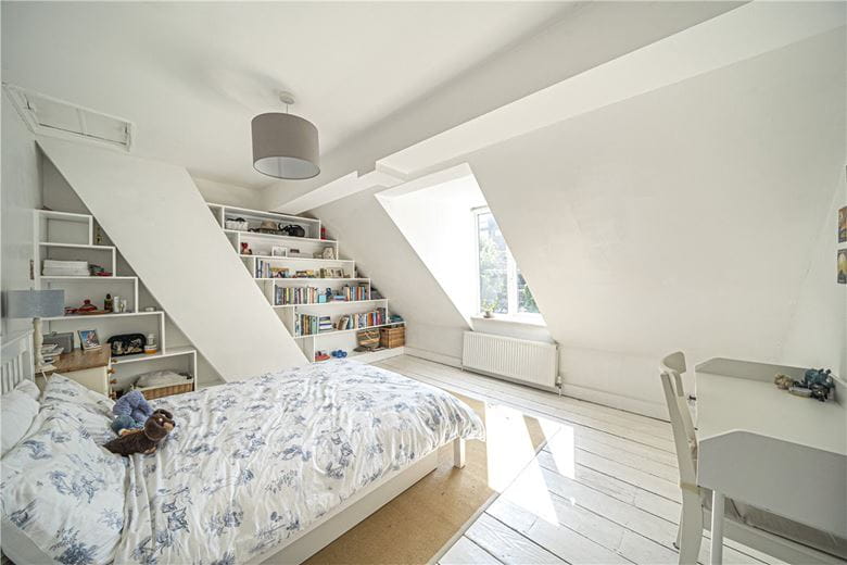 3 bedroom house, Elm Road, Winchester SO22 - Sold