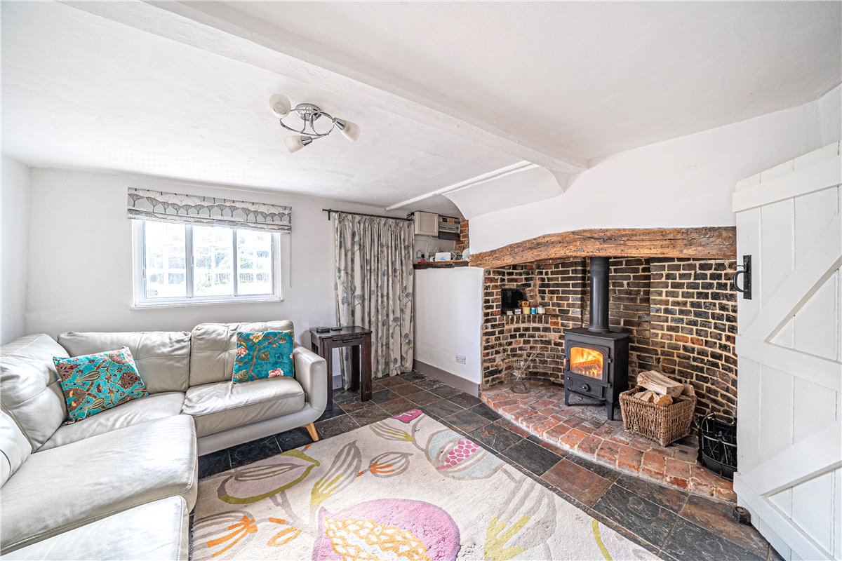 1 bedroom house, Duke Street, Micheldever SO21 - Available