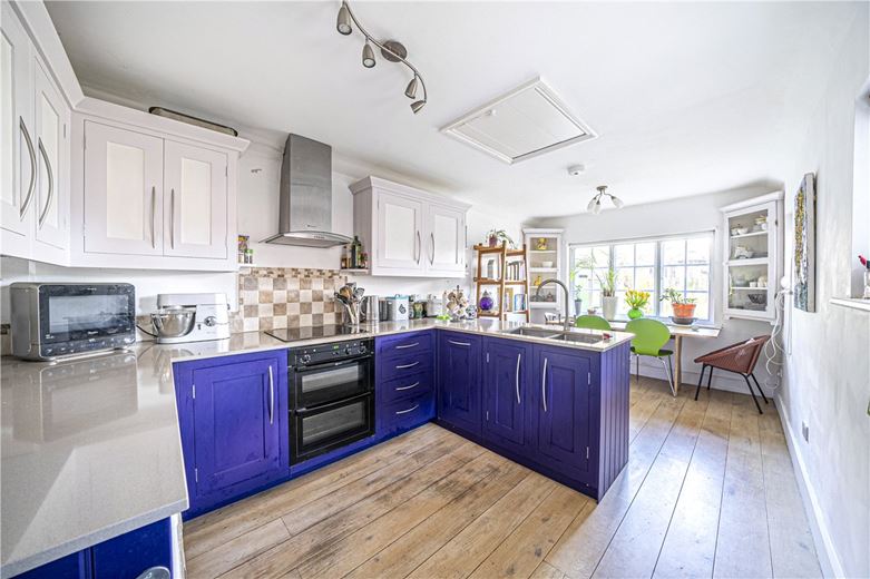 1 bedroom house, Duke Street, Micheldever SO21 - Available