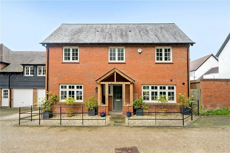 5 bedroom house, Meadow View, Winchester SO23 - Sold STC