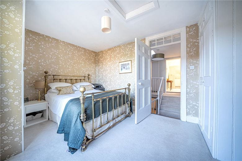 5 bedroom house, Newlands Lane, Denmead PO7 - Available