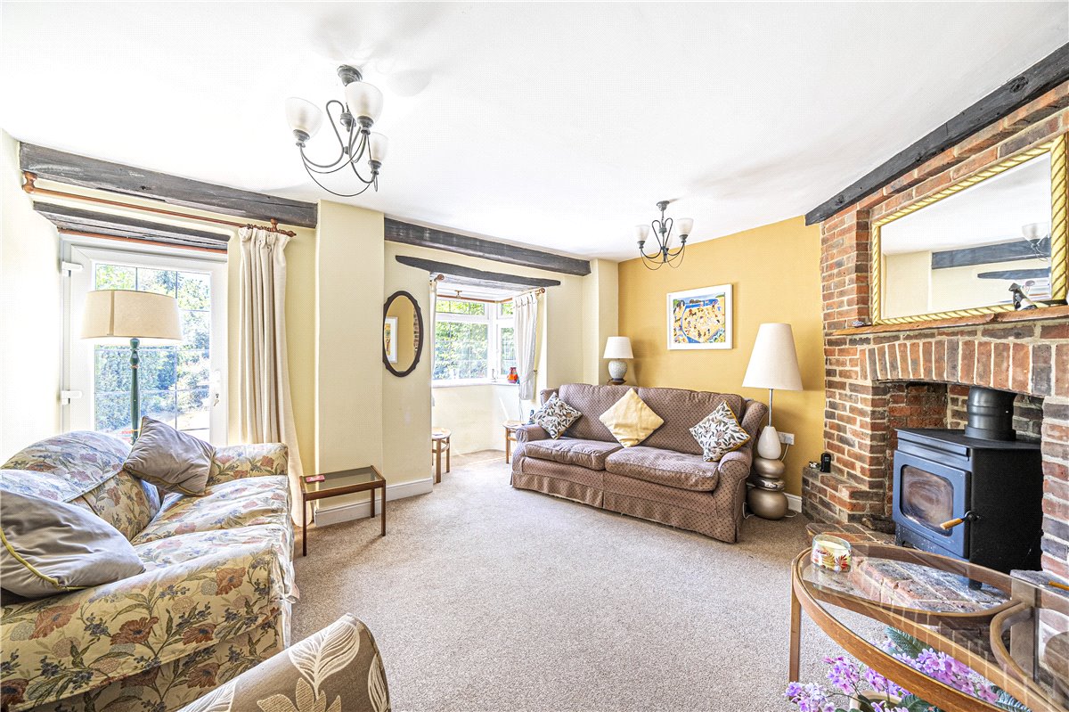 3 bedroom house, Marsh Court, Stockbridge SO20 - Sold STC