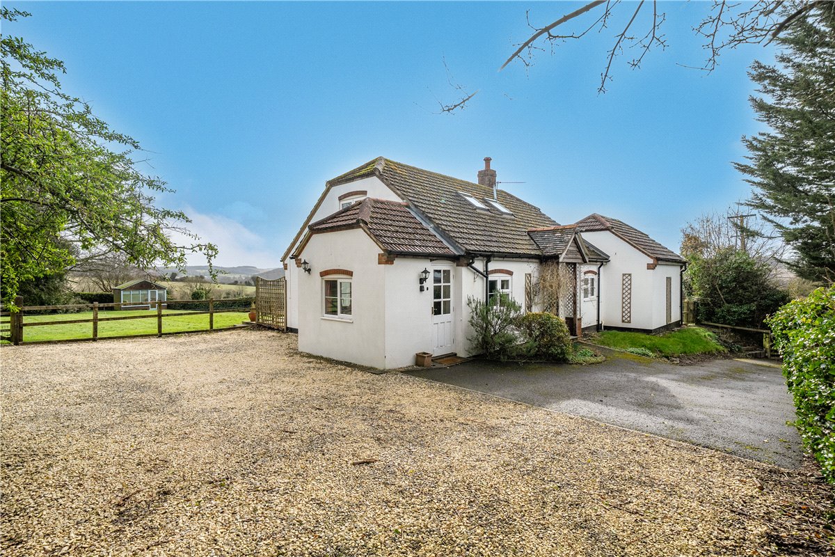 3 bedroom house, West Meon, Petersfield GU32 - Sold