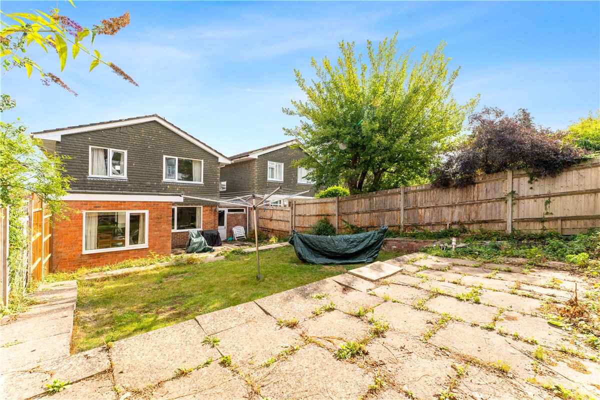 3 bedroom house, Winslade Road, Winchester SO22 - Sold STC