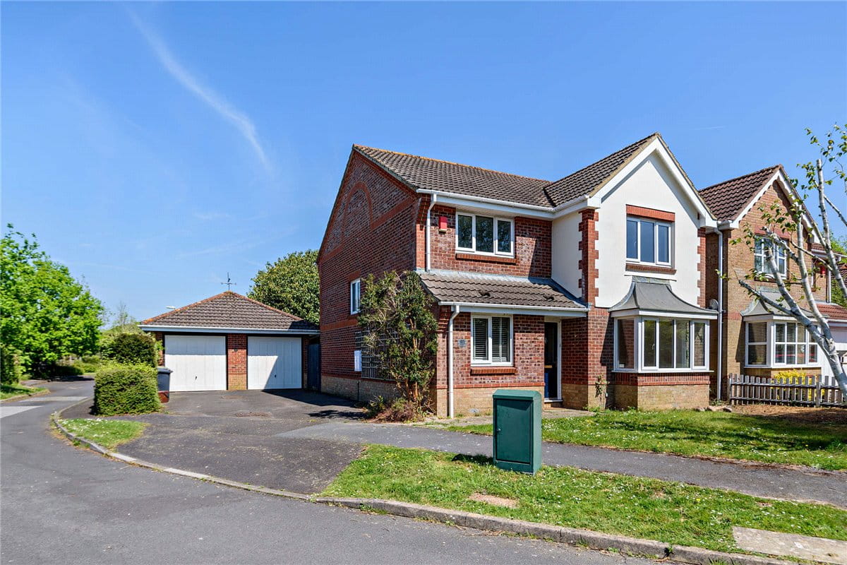 4 bedroom house, Pantheon Road, Chandler's Ford SO53 - Sold