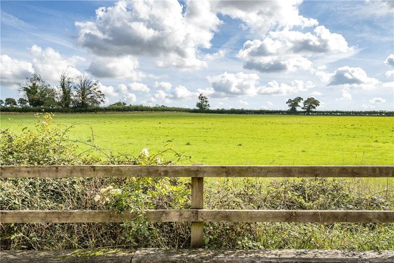 4 bedroom house, Clanville, Andover SP11 - Available