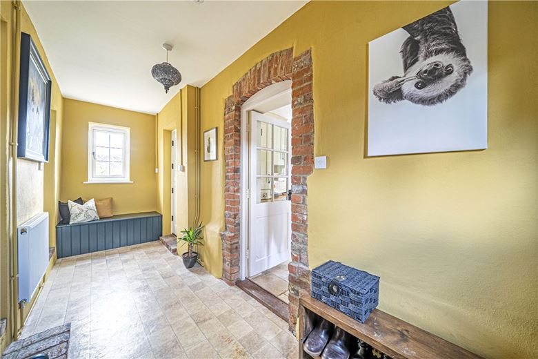 4 bedroom house, Clanville, Andover SP11 - Available