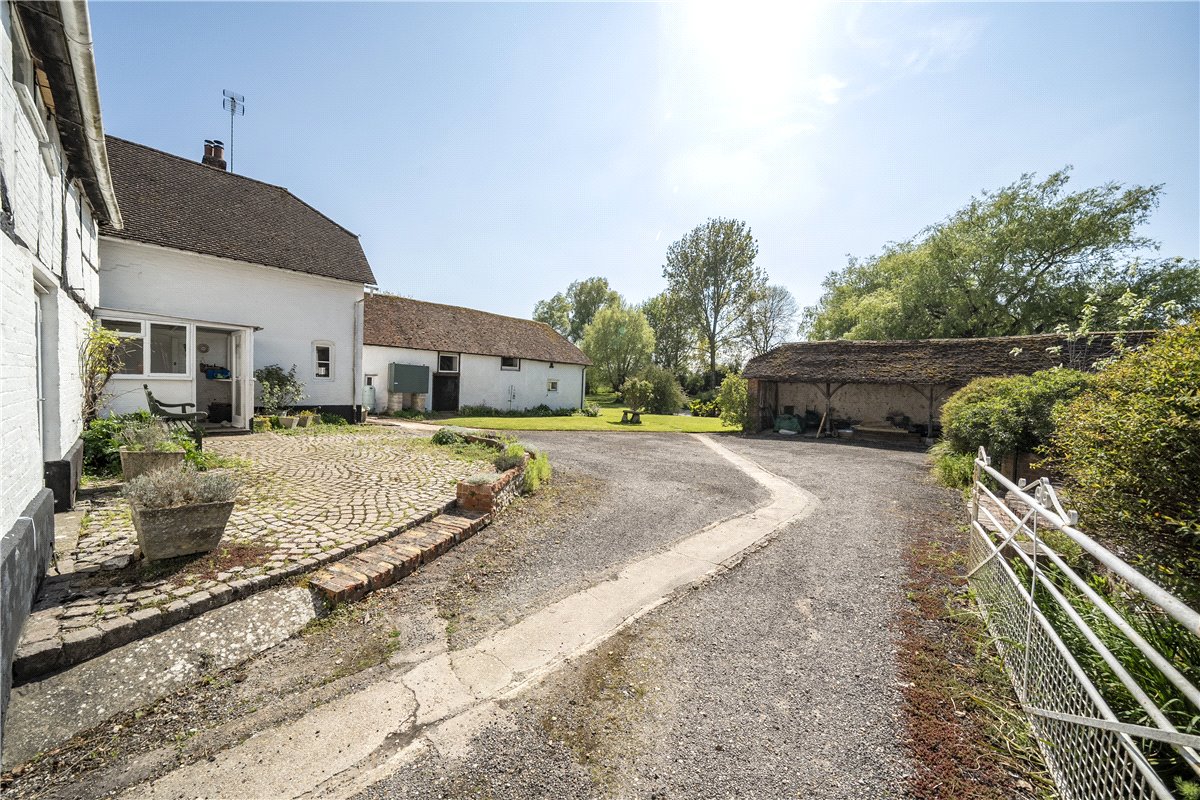 4 bedroom house, Farley Street, Nether Wallop SO20 - Available