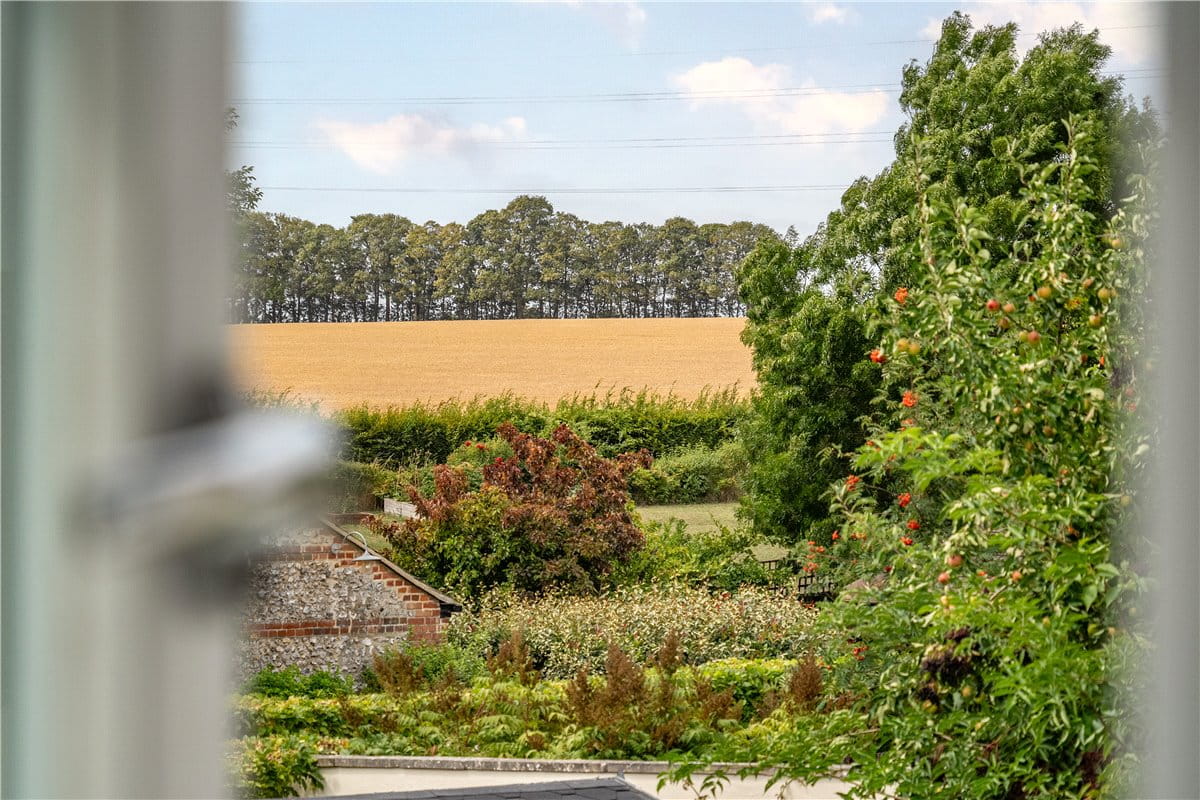 4 bedroom , Hurstbourne Priors, Whitchurch RG28 - Available