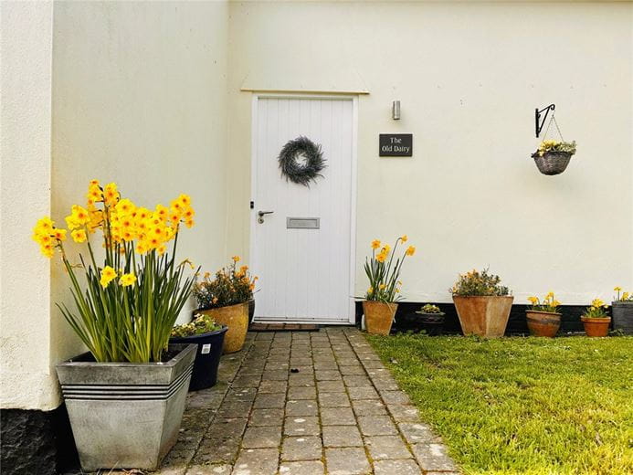 4 bedroom , Hurstbourne Priors, Whitchurch RG28 - Available