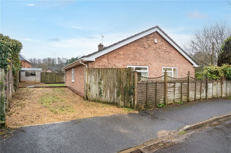 3 bedroom bungalow, Boyne Rise, Kings Worthy SO23 - Available