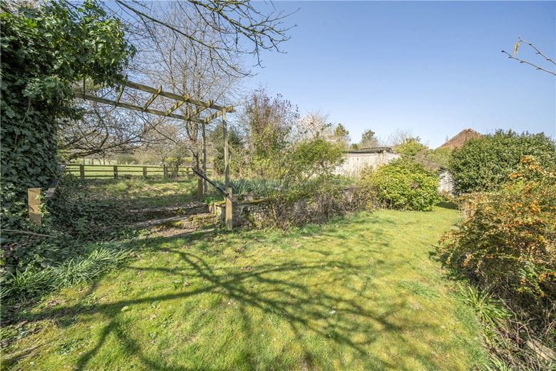 4 bedroom house, Hurstbourne Priors, Whitchurch RG28 - Available