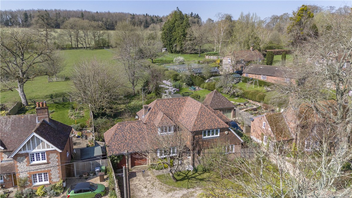 4 bedroom house, Hurstbourne Priors, Whitchurch RG28 - Available